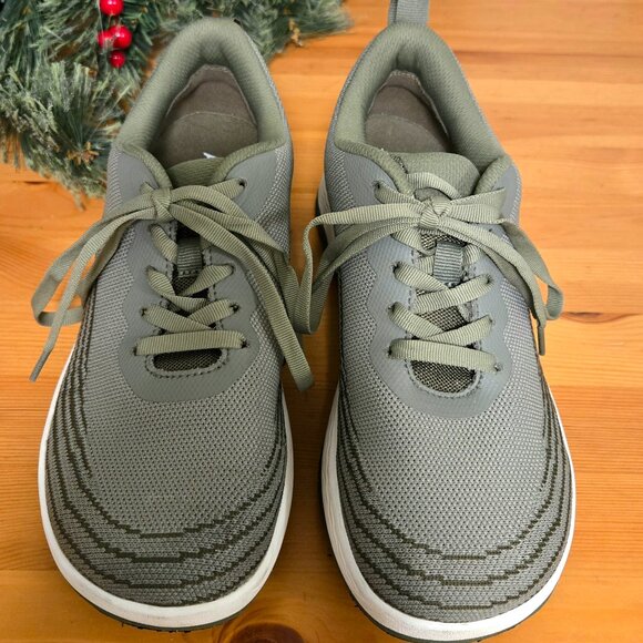 Alegria IN8 Olive Sneakers Like New - Picture 10 of 10